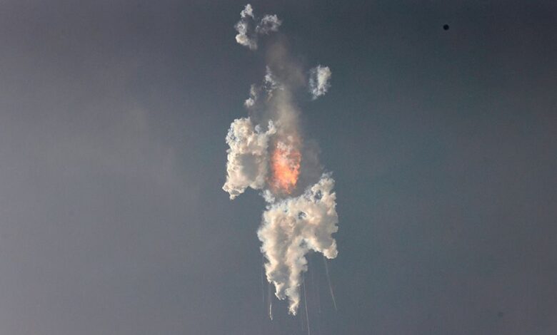 Photo of एलन मस्कको कम्पनी स्पेस एक्सले बनाएको रकेट परीक्षणको क्रममा विस्फाेट